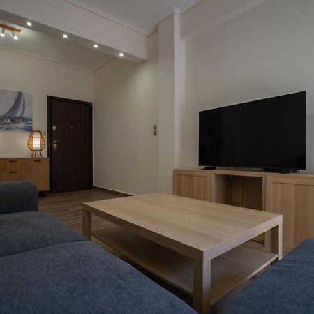 Max Blue Apartment, A Stay Like No Other Pireus Zewnętrze zdjęcie