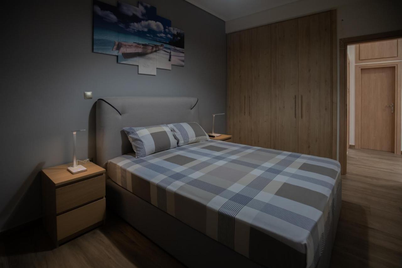 Max Blue Apartment, A Stay Like No Other Pireus Zewnętrze zdjęcie