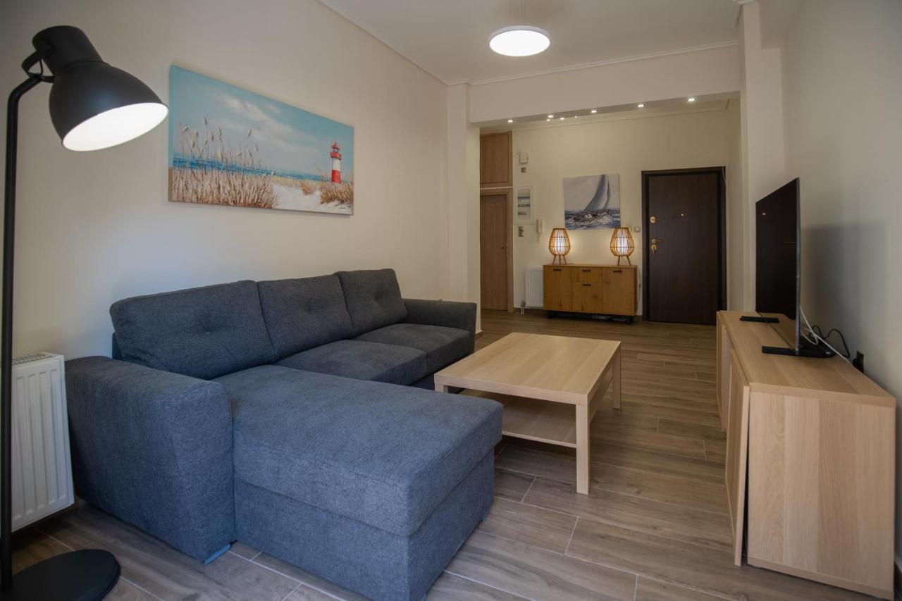 Max Blue Apartment, A Stay Like No Other Pireus Zewnętrze zdjęcie